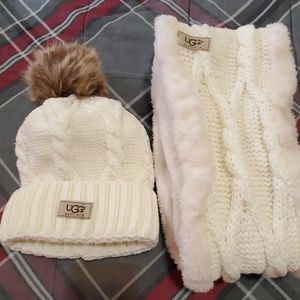 Ugg that n scarf set